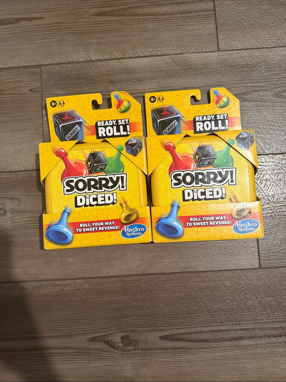 Hasbro Sorry! Diced! Yellow Box with Red, Blue, Green Pieces